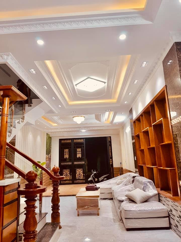 CĂN GÓC HẺM XE TẢI TRÁNH XÔ VIẾT NGHỆ TĨNHKINH DOANH TỐT 7,5 TỶ