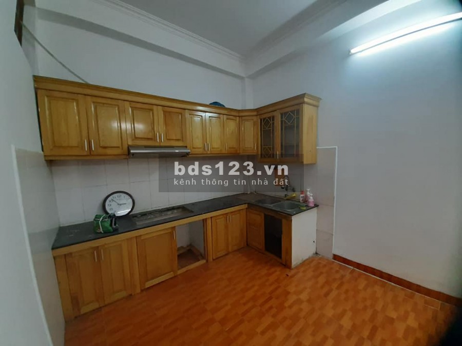 Ô TÔ ĐỖ CỔNG - CÁCH MẶT PHỐ QUANG TRUNG VÀI BƯỚC CHÂN - DT RỘNG - GIÁ RẺ