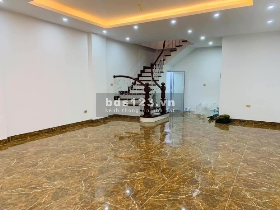 Bán nhà Phố Vân Hồ, 75m2x6 tầng, mt 5.8m, giá 12 tỷ.