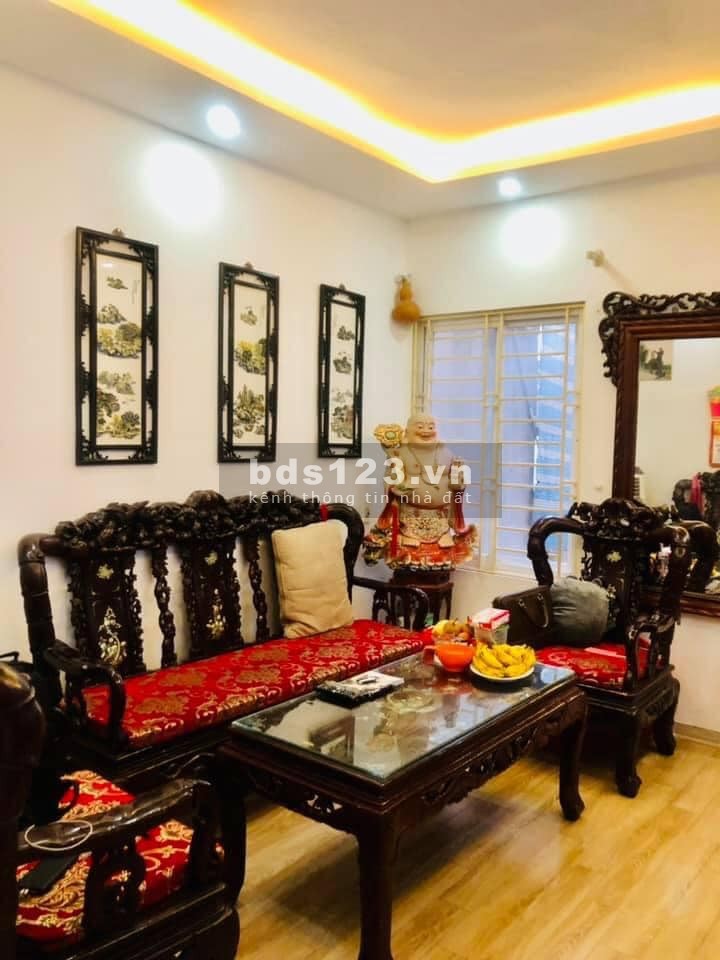 Bán nhà ngõ 213 Giáp Nhất 60mX4.5T giá 4 ty Nhân Chính Thanh Xuân. LH 0969040000