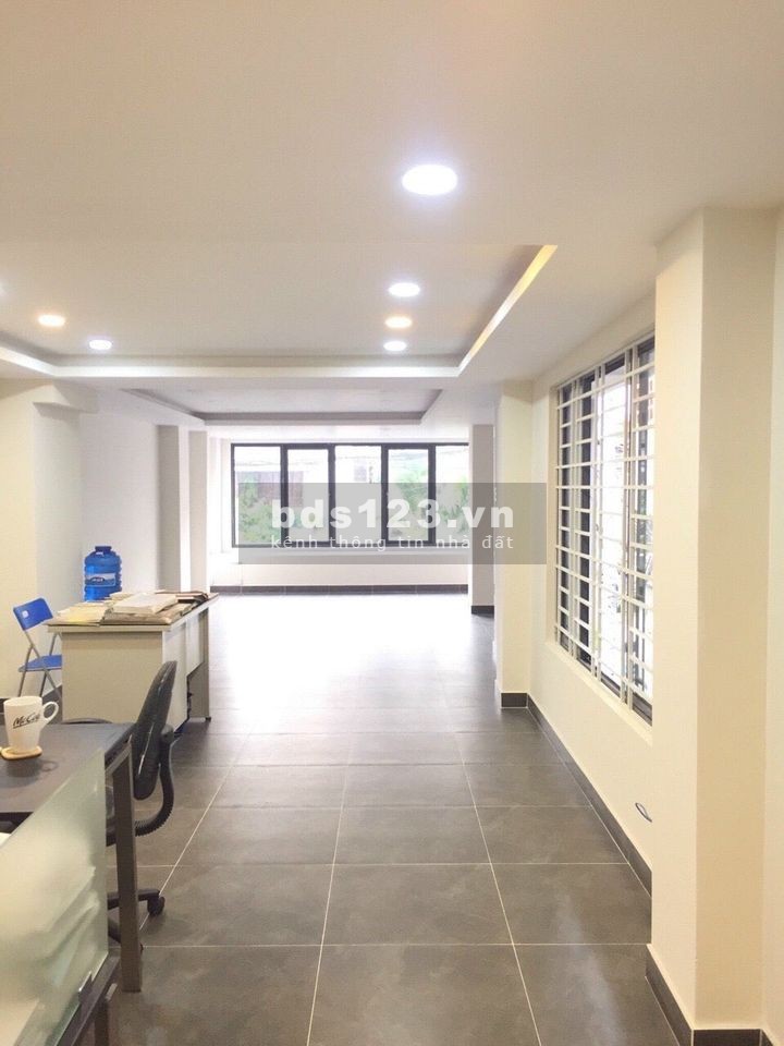 Nhà cho thuê nguyên căn ngay đường số 3 cư xá Đô Thành quận 3, nhà trệt 3 lầu có lửng - 7 phòng 8 wc phòng khách rộng rãi