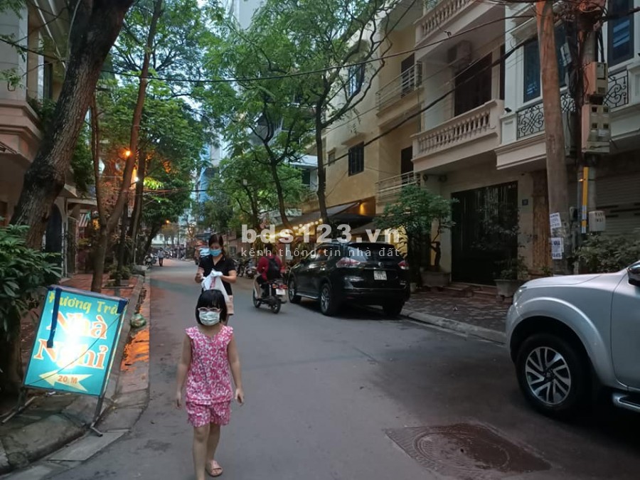 Bán gấp nhà phố Kim Đồng, Hoàng Mai phân lô, ô tô tránh, vỉa hè KD 56mx5T, 8 tỷ