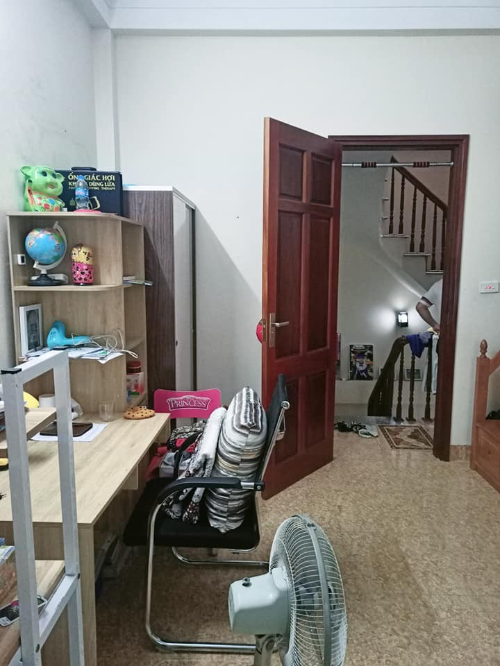 CHÍNH CHỦ CẦN BÁN GẤP NHÀ NGÕ HƯU TRÍ, BÀ TRIỆU, HÀ ĐÔNG, 4 TẦNG, NGÕ 5 MÉT, Ô TÔ ĐỖ, GIÁ HỢP LÝ