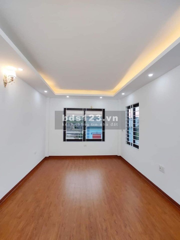 NHÀ ĐẸP LÔ GÓC GiÁ Rẻ THANH AM NHÀ MỚI ĐẸP LUNG LINH
