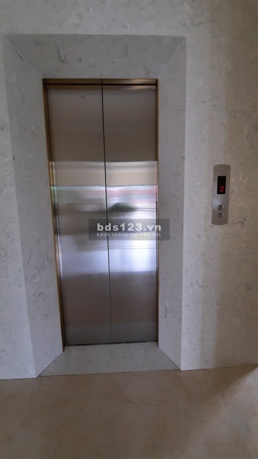 Lô góc72m2x6 tầng, thang máy, quận Hai Bà Trưng, 5.9 tỷ
