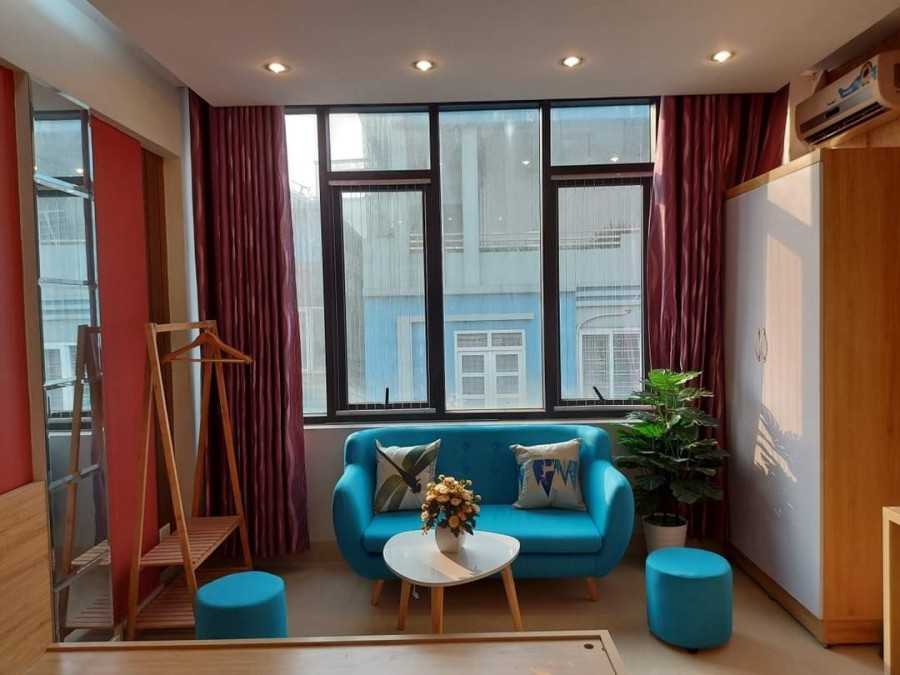 Bán nhà Vũ Tông Phan -20m ra phố -ngõ thông kinh doanh tôt- ga ra ô tô -50m2x5 tầng chỉ 6 tỷ