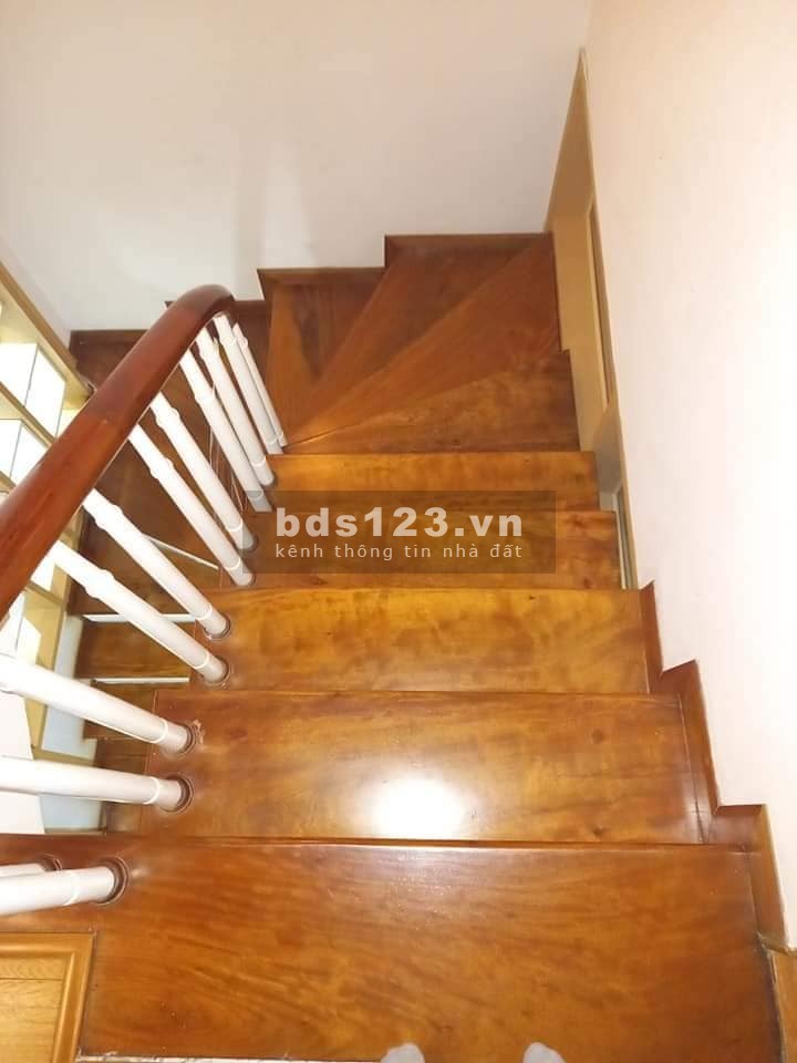 Cần bán nhà Quan Nhân. 40m ra phố. Nhà nở hậu. Giá 4.2 tỷ