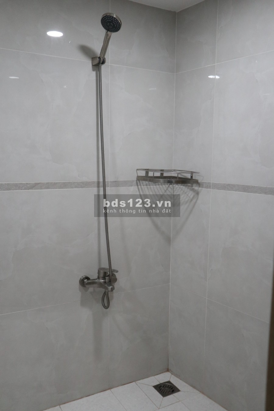 Căn hộ dịch vụ, đủ nội thất, Lê Văn Lương, Quận 7 giá chỉ 5tr/tháng
