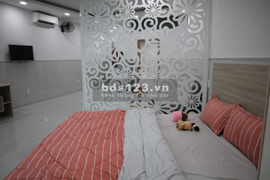 Căn hộ dịch vụ, đủ nội thất, Lê Văn Lương, Quận 7 giá chỉ 5tr/tháng