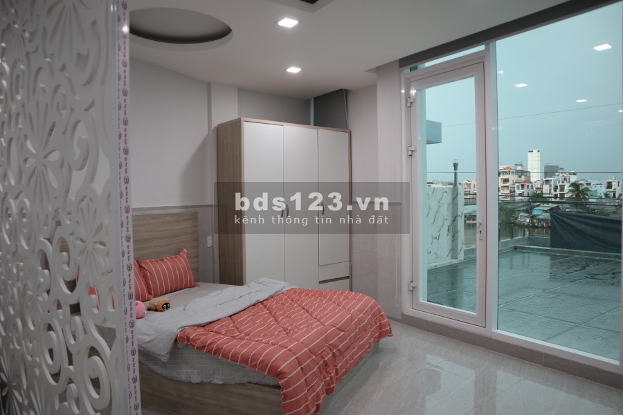 Căn hộ dịch vụ, đủ nội thất, Lê Văn Lương, Quận 7 giá chỉ 5tr/tháng