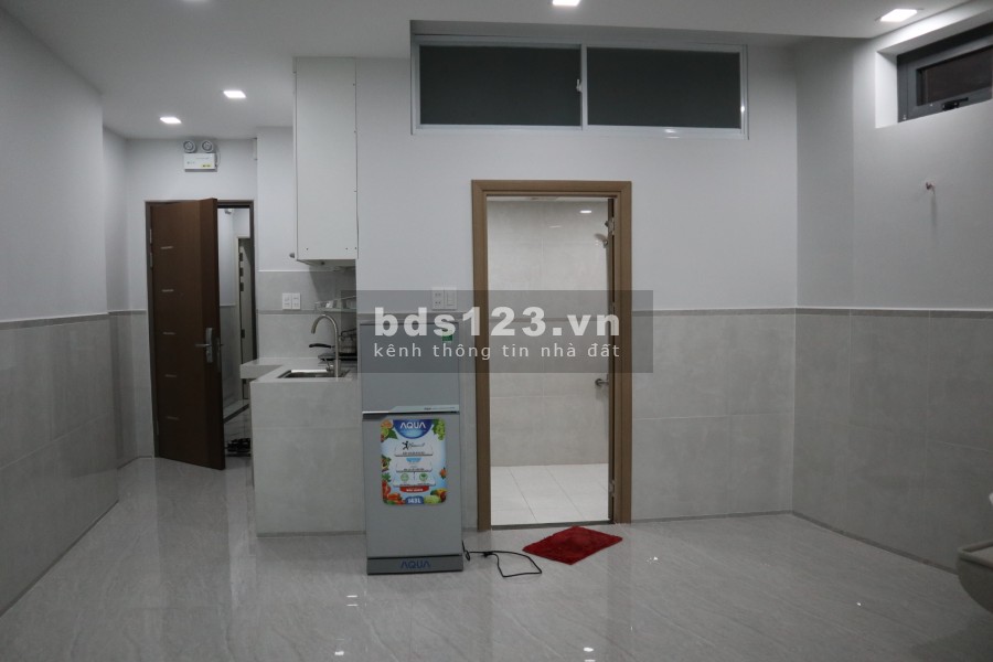 Căn hộ dịch vụ, đủ nội thất, Lê Văn Lương, Quận 7 giá chỉ 5tr/tháng