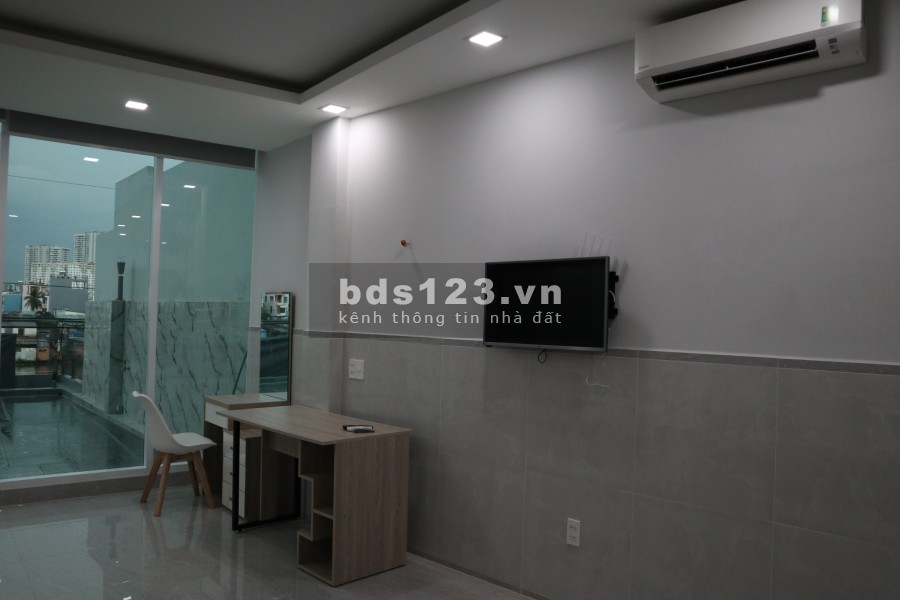 Căn hộ dịch vụ, đủ nội thất, Lê Văn Lương, Quận 7 giá chỉ 5tr/tháng