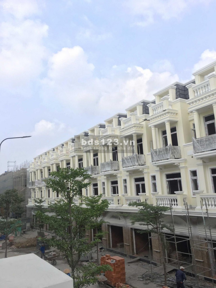 Khu đô thị đáng sống bậc nhất tại TTTP Dĩ An Thanh toán 700tr đến khi nhận nhà!! Sang tên sổ liền tay cho khách hàng !!