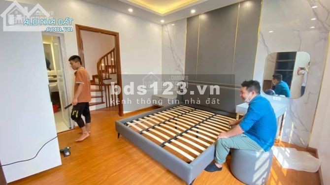 Bán nhà Phương canh, 48m2*4Tầng, mặt phố kinh doanh, Ô tô đỗ cửa, giá 3tỷ7.
