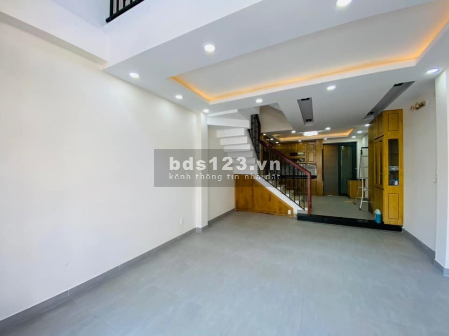 Bán nhà HXH 220/ Hoàng Hoa Thám Bình Thạnh, 4Tầng 85m2(4,5x18) ôtô ngủ trong nhà 13,8Tỷ