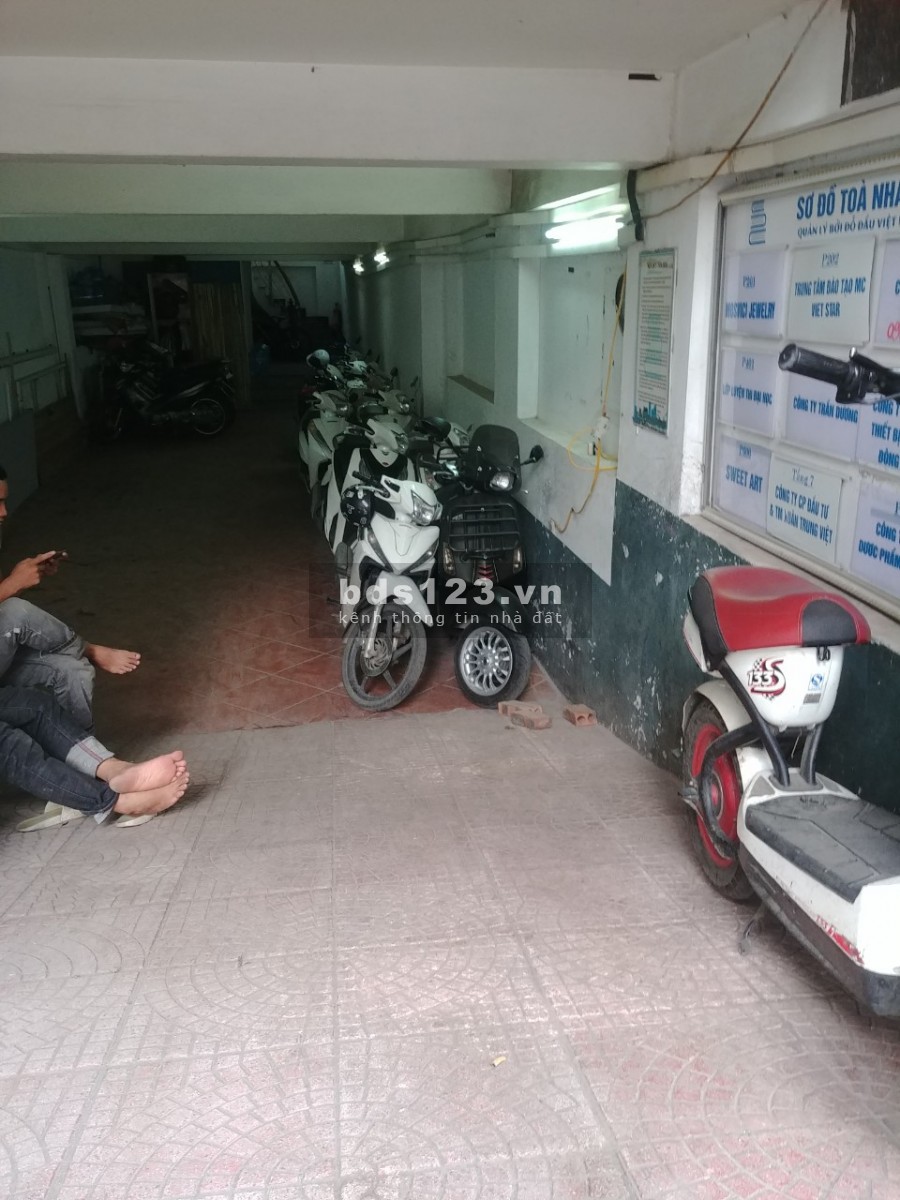 Cho thuê văn phòng đẹp DT 45m2 chia 2P giá chỉ 9tr/thg tại 14 Nam Đồng, Đống Đa, Hà Nội
