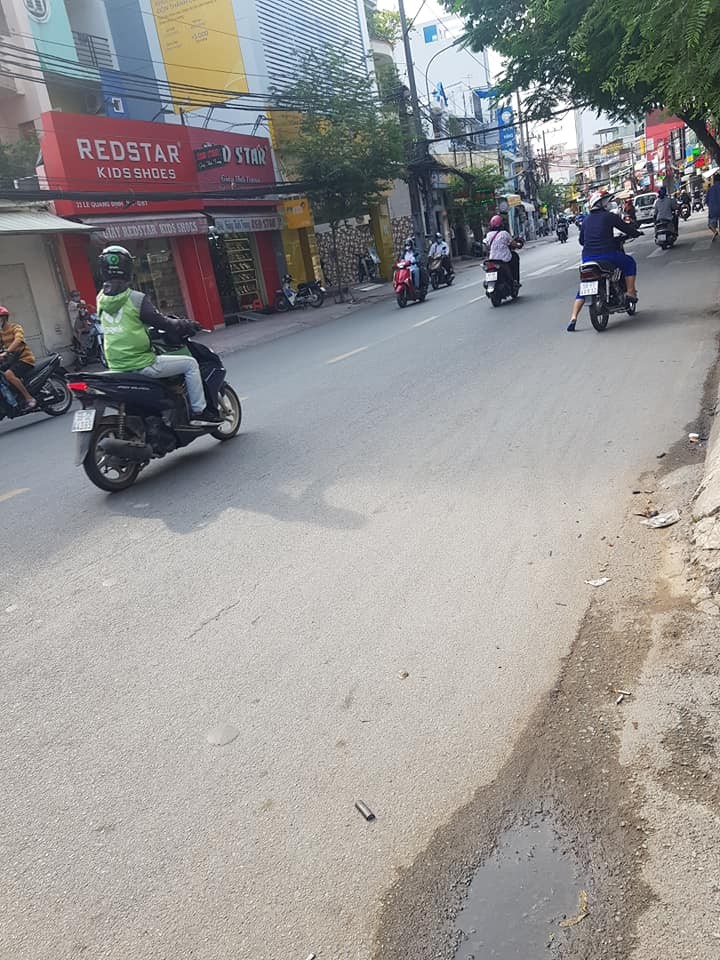 NHÀ Lê Quang Định, Phường 14, Bình Thạnh 5.8 Tỷ XE HƠI ngay cửa