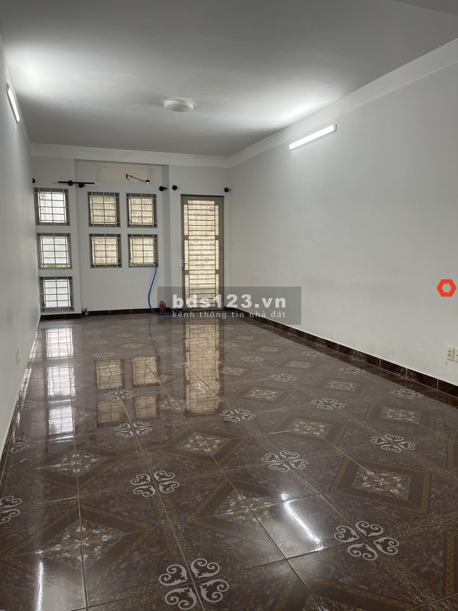 HXT Chu Văn An 4.5x22m. Trệt, lửng, 3lầu. 7pn, 6wc. Cho CHDV.