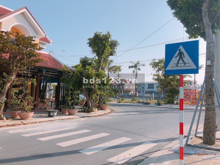 Nhượng gấp 2 suất ngoại giao, trục 27m, trung tâm dự án Epic Town Điện Thắng