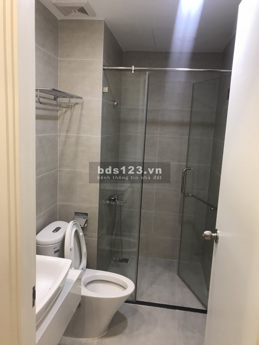 Tôi cho thuê căn hộ Central Premium Q8 2pn full nội thất