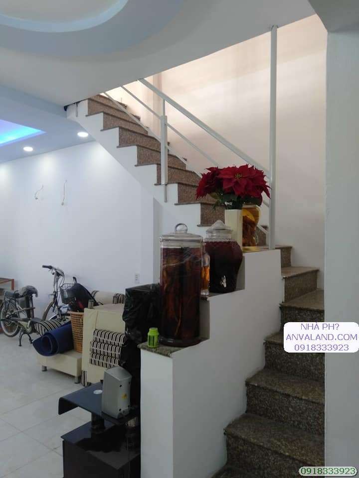 Kẹt vốn Bán Nhà 100/8D Bình Thới, Phường 14, Quận 11, nhà đẹp 4PN, 4WC, 2 Tầng, giá 3 tỷ 7