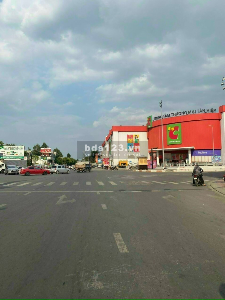 BÁN NHÀ P.TRẢNG DÀI, GẦN ĐƯỜNG NGUYỄN VĂN TIÊN