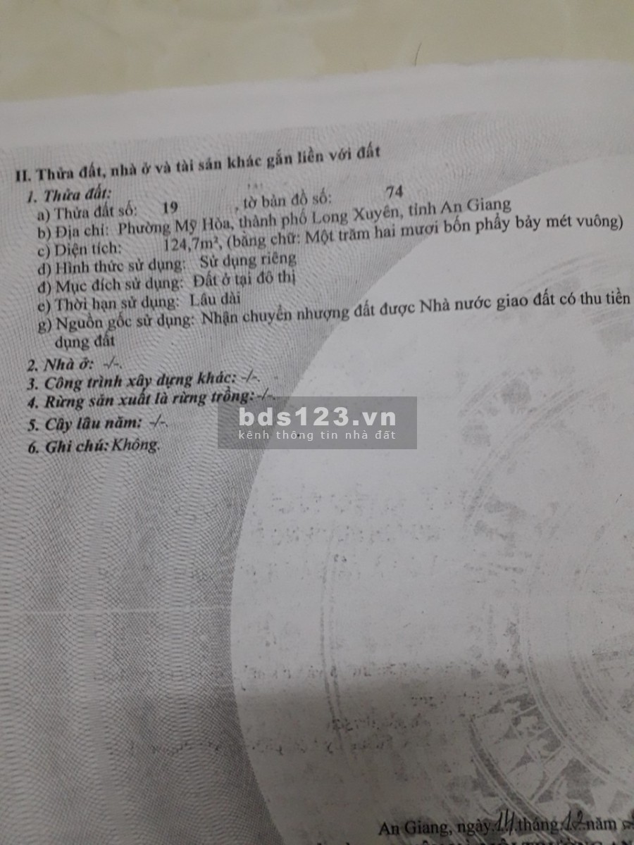 Nhà đất ba mặt tiền khu đô thị đang phát triển