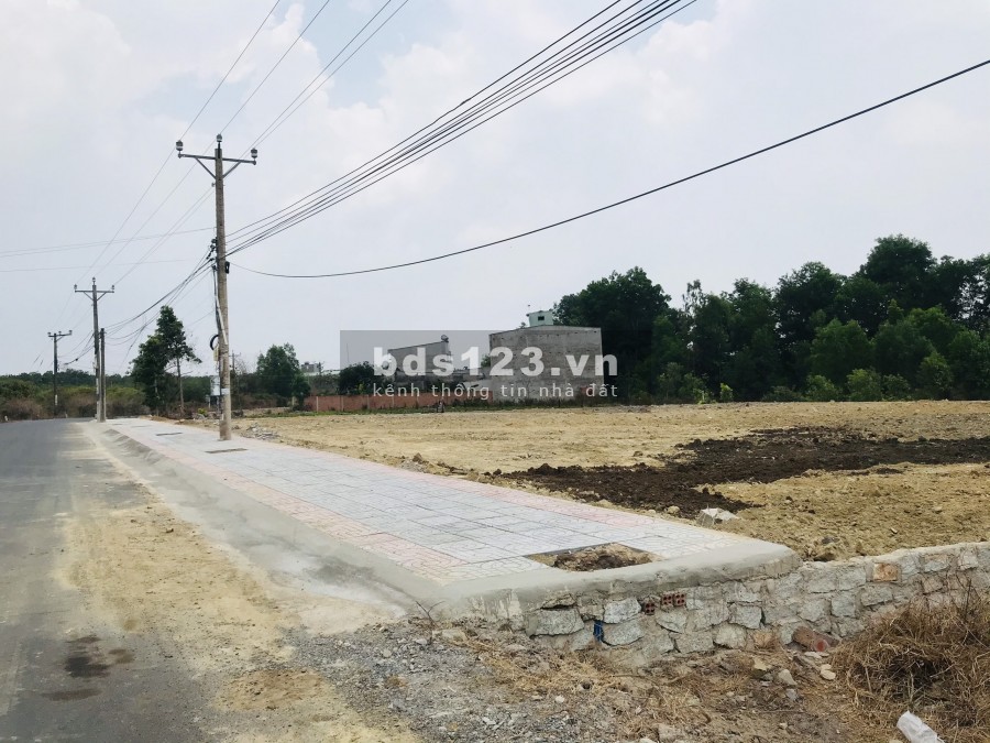 Bán gấp lô đất phía sau nhà thờ xuân hà