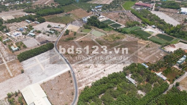 Bán gấp lô đất phía sau nhà thờ xuân hà