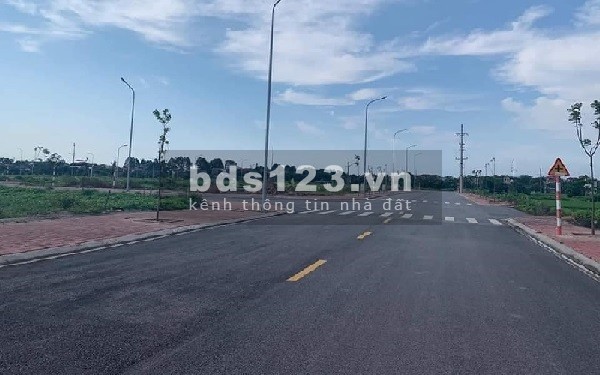 CHÍNH CHỦ BÁN ĐẤT 100M, MT 5M, MẶT ĐƯỜNG KDG KIM CHÂN, TP BẮC NINH, 2 TỶ 7