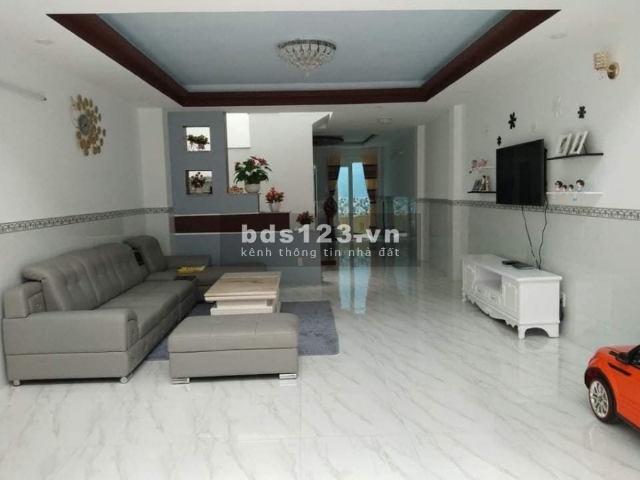 NHÀ MẶT TIỀN GIÁ HẺM, CÁCH TT AEON TÂN PHÚ CHỈ 500m, DT KHỦNG 4x22M, GÍA CHỈ 5.5 TỶ, TL SÂU