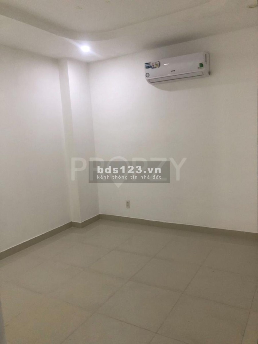 Cho thuê n.căn Phan Xích Long 4pn 3wc hẻm 3m thương lượng