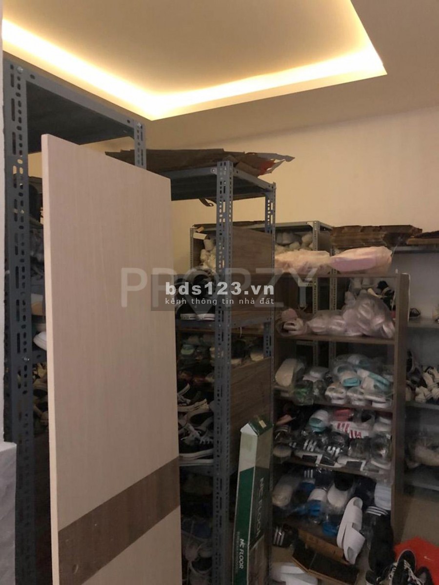 Cho thuê n.căn Phan Xích Long 4pn 3wc hẻm 3m thương lượng