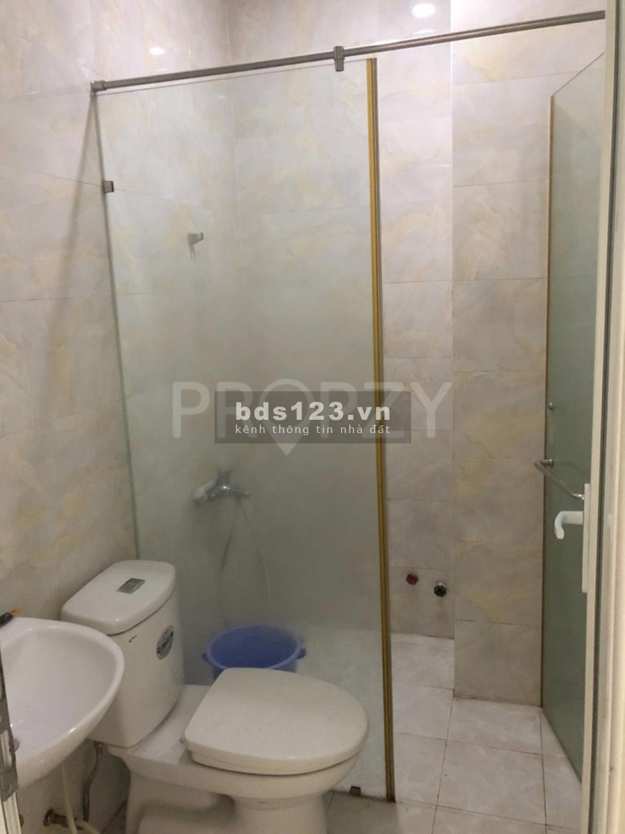 Cho thuê n.căn Phan Xích Long 4pn 3wc hẻm 3m thương lượng