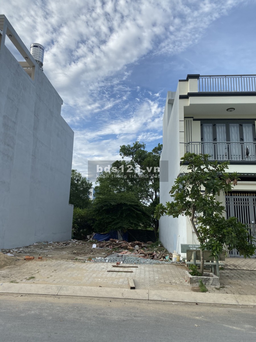 Bán Gấp Lô Đất 100m2 KDC Tên Lửa liền kề Aeon BT