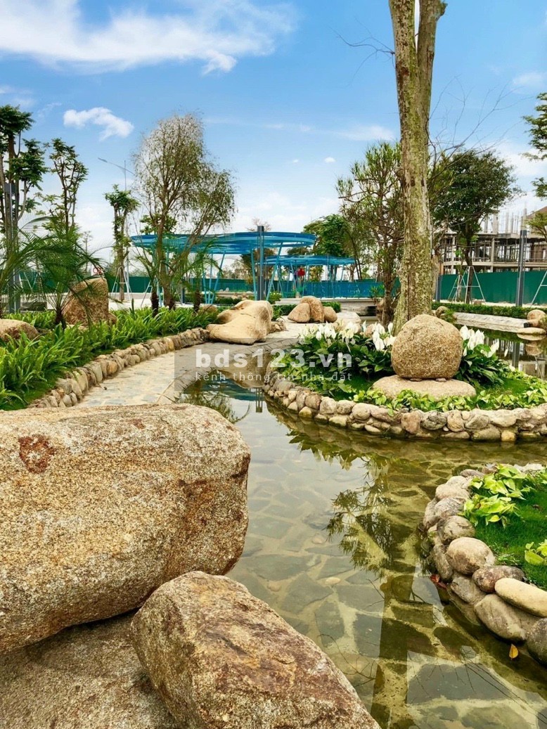 Bán Căn Góc Biệt Thự Song Lập View Đẹp