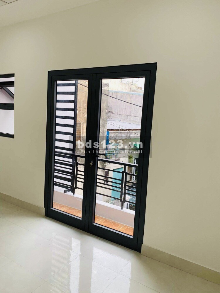 Bán nhà giá rẻ 1 trệt 1 lầu đường số 10 phường Linh Chiểu gần Vincom Thủ Đức