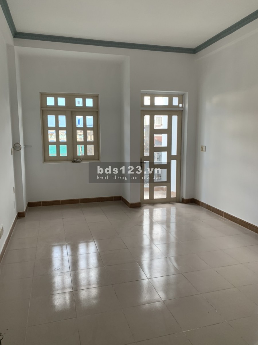 bán nhà đường Dương Bá Trạc DT 3.8x23 Giá 11tỷ