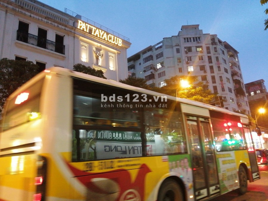Bán shophouse mặt Nguyễn Tuân,Thanh Xuân, 90m2, 5 tầng , MT 6m, giá 33.5 tỷ.