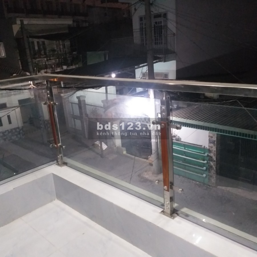 Bán nhà 1 trệt 1 lầu đường số 9 hiệp bình phước, dt 66m2 , giá 4.5 tỷ