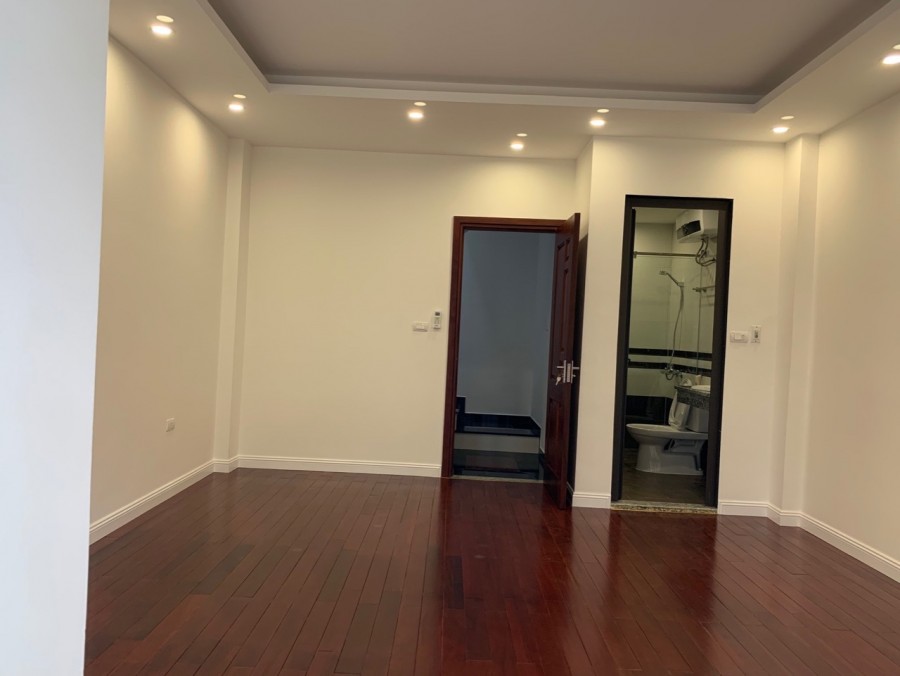 Siêu Phẩm Hoàng Cầu 7 Tầng Thang Máy Hiện Đại, 3 Ô Tô Tránh, Vừa Ở Vừa Kinh Doanh.