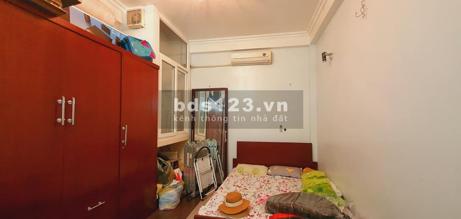 Cực Hiếm, 10m ra ô tô, nhà Tân Mai, Ở Ngay, 45m2, 5 tầng, giá nhỉnh 4 tỷ.