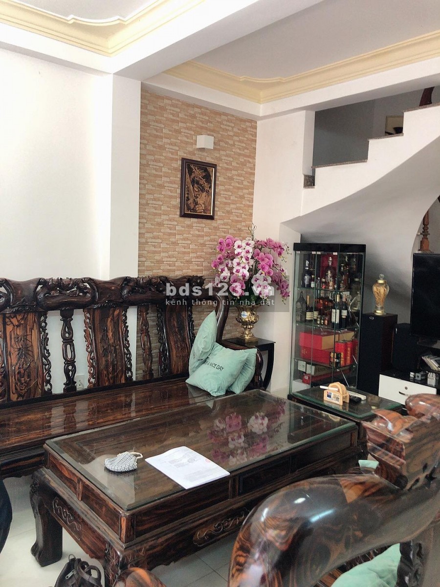 Nhà mới đẹp xinh TT Tân Phú,5 tấm DT 60m ,giá chỉ nhỉnh 6.tỷ, chính chủ.