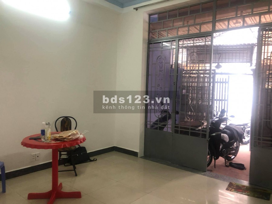 Bán Nhà Phố Trung Tâm Quận Gò Vấp. DT: 70m2. LH: 0932.155.399.