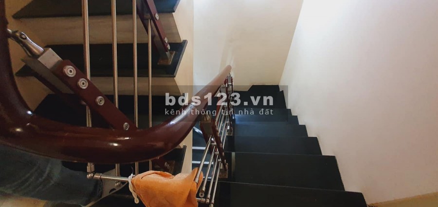 Cực Hiếm, 10m ra ô tô, nhà Tân Mai, Ở Ngay, 45m2, 5 tầng, giá nhỉnh 4 tỷ.