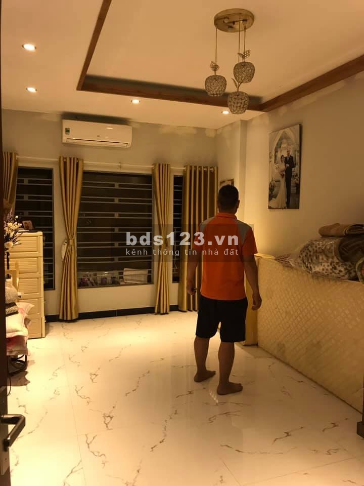 Nhà đẹp Xách vali về ở luôn Chủ nhà thiện chí bán tặng toàn bộ nội thất xịn sò giá 2,5 tỷ