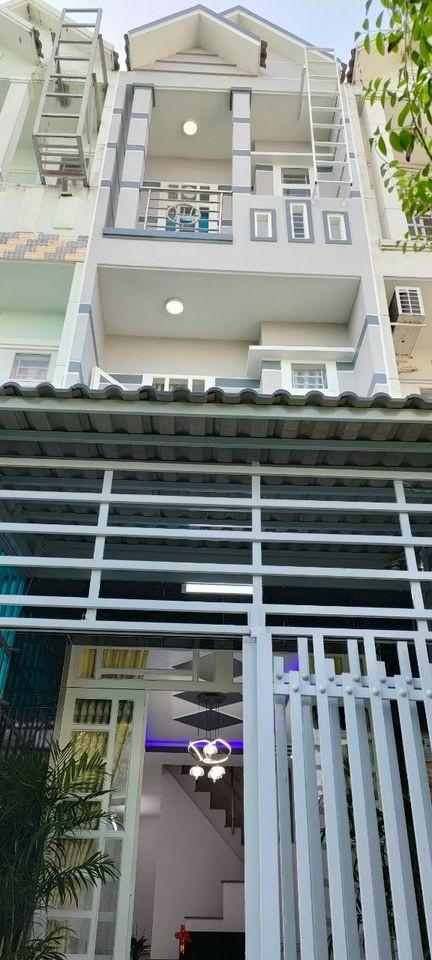 Bán nhà đường Nguyễn Ngọc Lộc Quận 10 36m2 3 tầng 4.1 tỷ - 0798919986