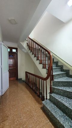 Bán nhà Bùi Xương Trạch, Thanh Xuân, Hà Nội,45m2 x 5 tầng, giá 3.3 tỷ.