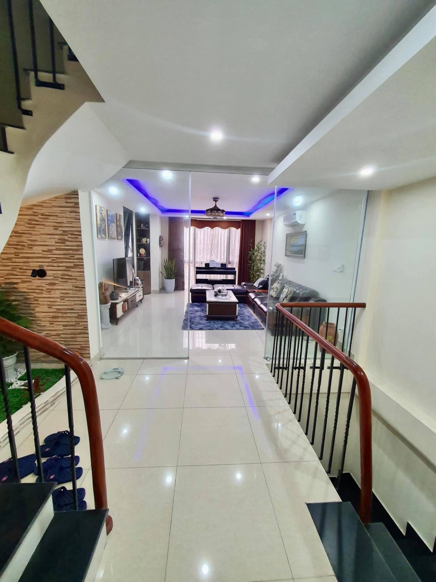 Độc Nhất Vô Nhị KDT Nam Xa La, 50m2 Chỉ Ngót 6 Tỷ.