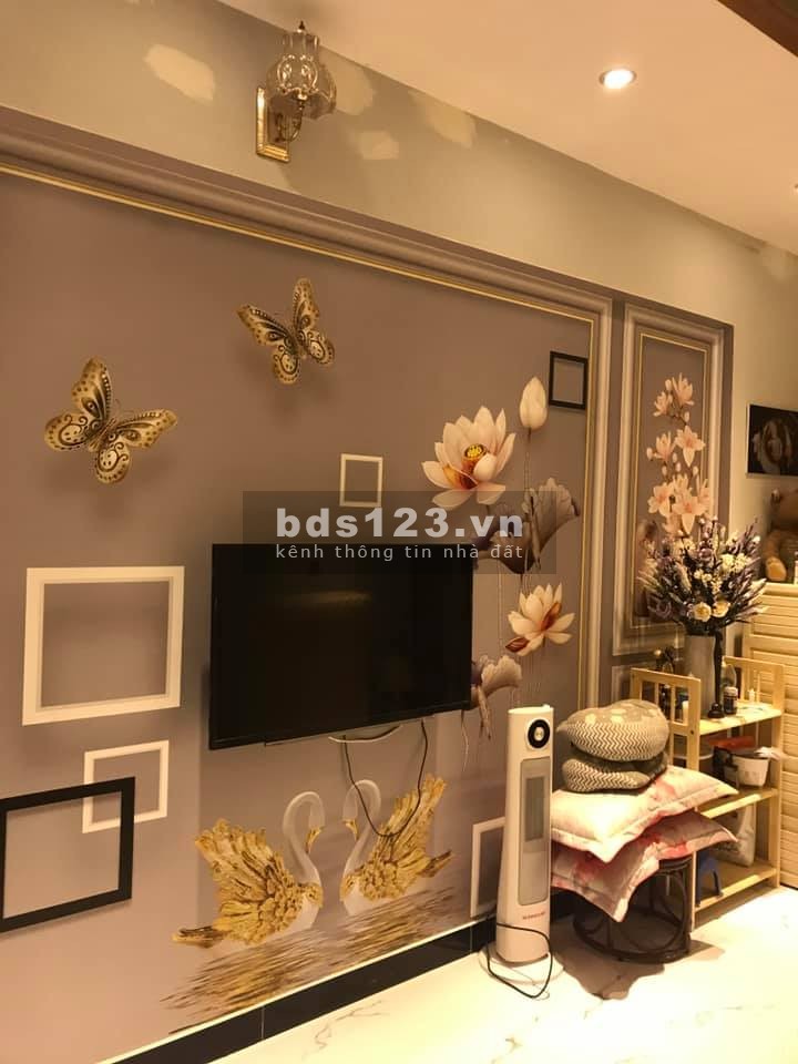 Nhà đẹp Xách vali về ở luôn Chủ nhà thiện chí bán tặng toàn bộ nội thất xịn sò giá 2,5 tỷ